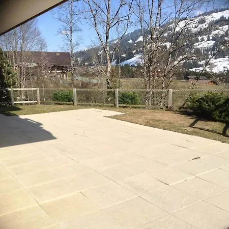 Apartment Luxurious Flat With Jacuzzi Sauna