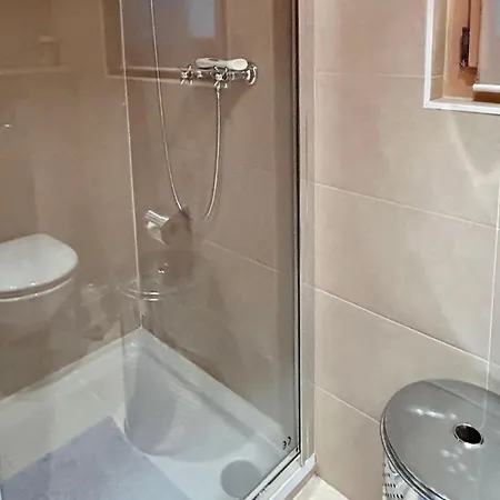 Luxurious Flat With Jacuzzi Sauna Apartment Schonried