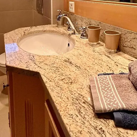 Luxurious Flat With Jacuzzi Sauna * Schonried